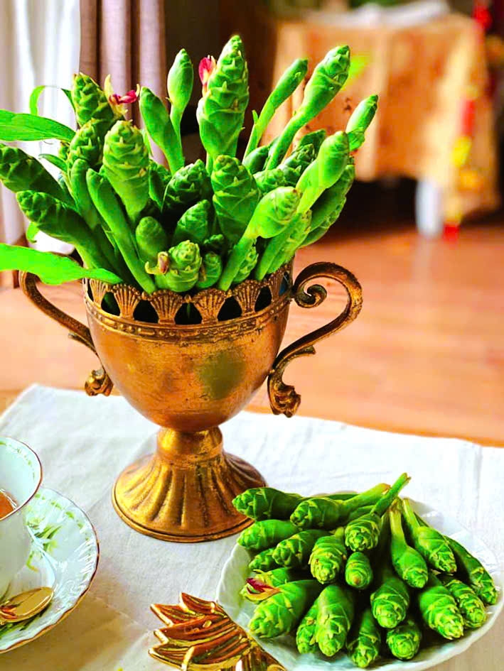 Hoa gừng còn được cắm thành bình hoa trang trí