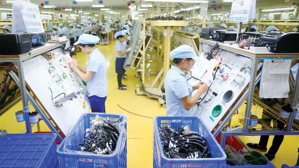 Cải cách cơ cấu kinh tế, vững vàng vượt qua thách thức