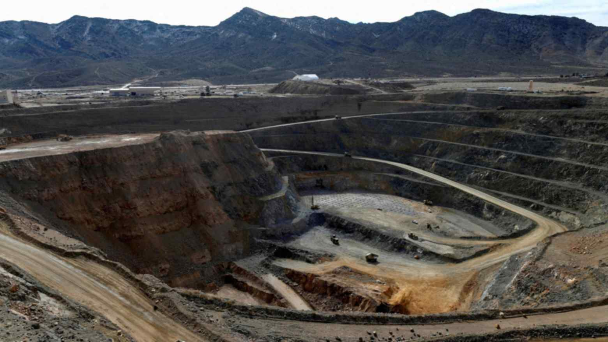 Mountain Pass - mỏ đất hiếm duy nhất đang hoạt động thương mại tại Mỹ - Ảnh: Reuters