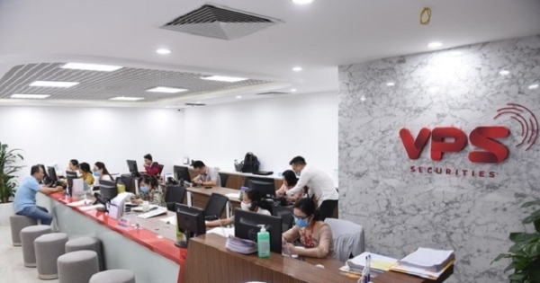 Trong quý 3/2025, VPS tiếp tục giữ vững vị thế số 1 thị phần môi giới chứng khoán tại Việt Nam trong 19 quý liên tiếp.