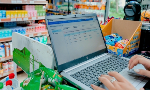 Hỗ trợ hộ kinh doanh chuyển đổi số và kê khai thuế