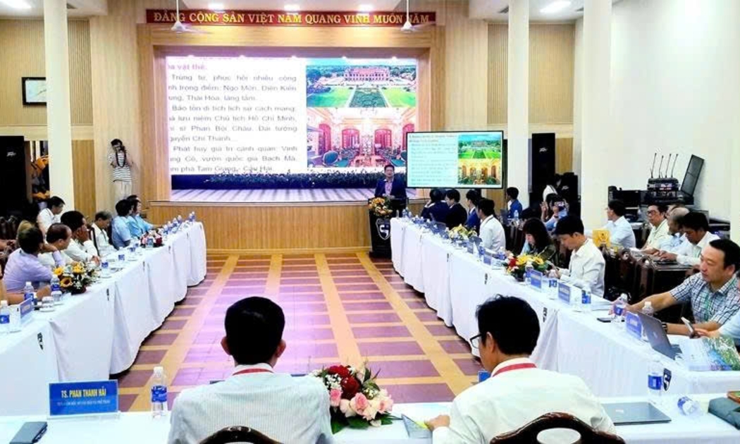 Toàn cảnh hội thảo.
