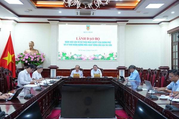 Quang cảnh cuộc họp. Ảnh: MOJ.