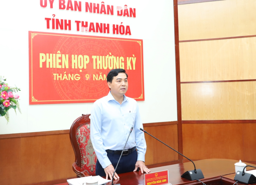 Chủ tịch UBND tỉnh Thanh Hoá Nguyễn Hoài Anh phát biểu tại cuộc họp