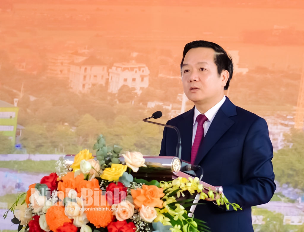 Ông Phạm Quang Ngọc, Chủ tịch UBND tỉnh Ninh Bình phát biểu tại lễ khánh thành. Ảnh: Báo Ninh Bình