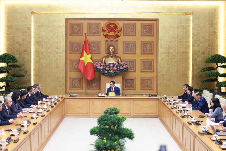 Thủ tướng Chính phủ Phạm Minh Chính tiếp đồng chí Lâm Vũ, Ủy viên Trung ương Đảng, Bí thư Tỉnh ủy, Chủ nhiệm Ủy ban Thường vụ Đại hội đại biểu nhân dân tỉnh Sơn Đông (Trung Quốc).Ảnh: VGP