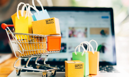 Người tiêu dùng mua sắm online nên ưu tiên chọn gian hàng chính hãng, uy tín.