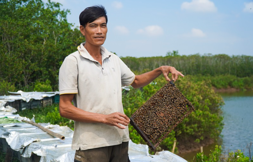 Thành quả lao động mang lại thu nhập cho gia đình anh Sửu hơn 200 triệu đồng mỗi năm.