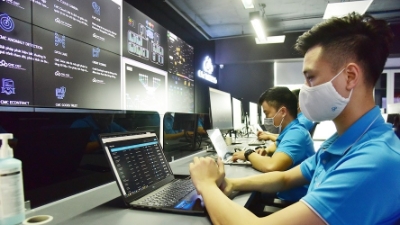 Vietnam's AI ambitions face talent shortage amidst booming tech sector