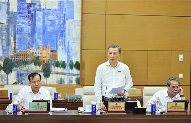 Chủ nhiệm Ủy ban Khoa học, Công nghệ và Môi trường của Quốc hội Lê Quang Huy phát biểu. Ảnh: TTXVN.