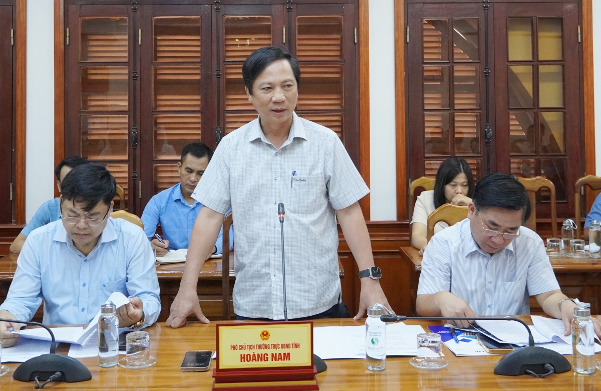 Phó Chủ tịch Thường trực UBND tỉnh Quảng Trị Hoàng Nam phát biểu tại buổi làm việc