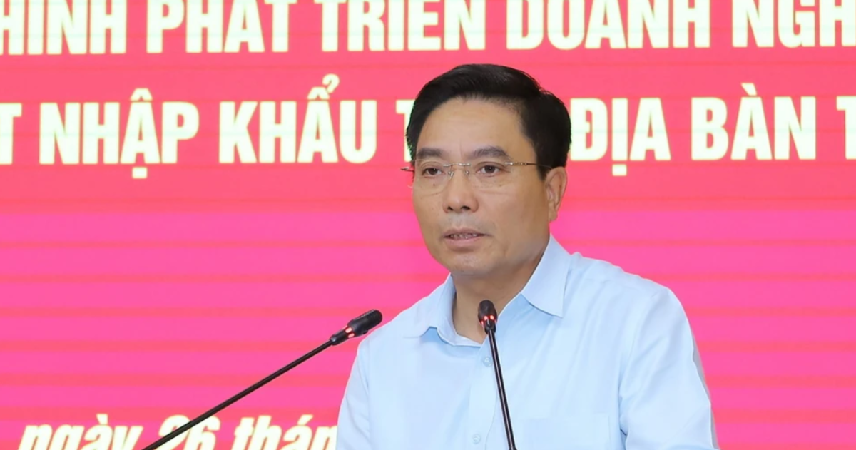 Bí thư Tỉnh ủy Thanh Hoá Nguyễn Doãn Anh phát biểu tại hội nghị