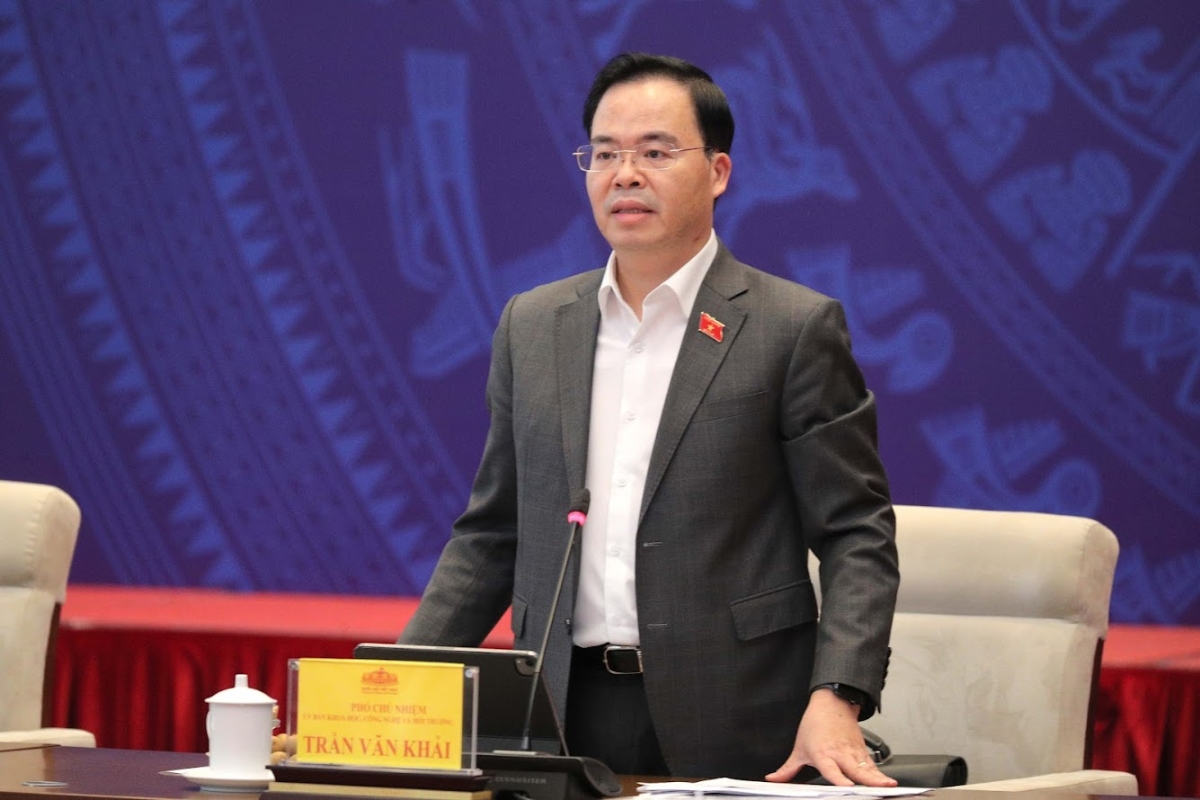 Phó Chủ nhiệm Uỷ ban Khoa học, Công nghệ và Môi trường Trần Văn Khải đánh giá cao các ý kiến đóng góp của các đại biểu tham dự.&nbsp;