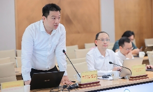 Không để học sinh bậc tiểu học tự do sử dụng ChatGPT