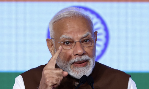 Dấu ấn kinh tế thế giới tuần 21-27/9/2025: Mỹ áp thêm thuế quan, giá vàng và giá bạc đều nóng