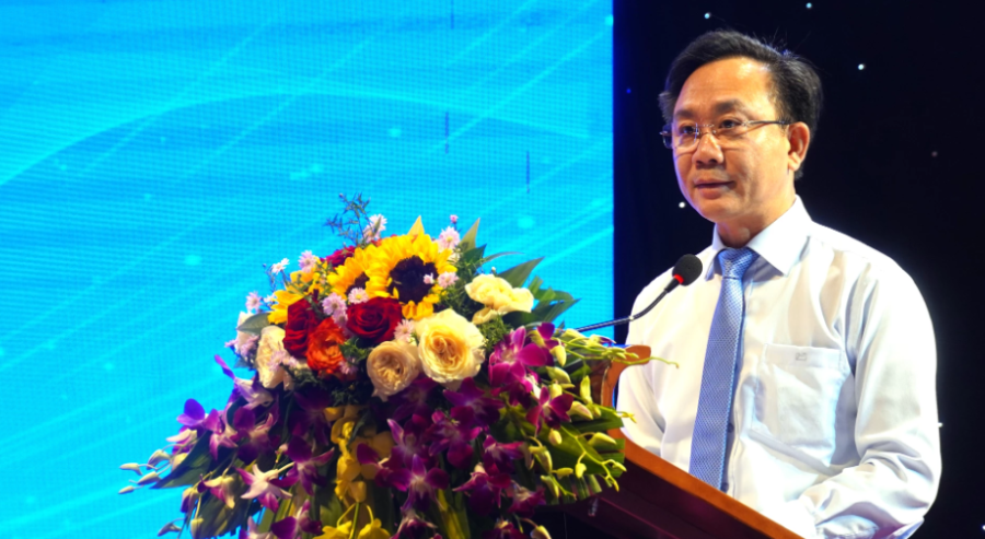  Ông Hoàng Xuân Tân, Phó Chủ tịch UBND tỉnh Quảng Trị phát biểu tại đại hội. Ảnh: Ngọc Mai