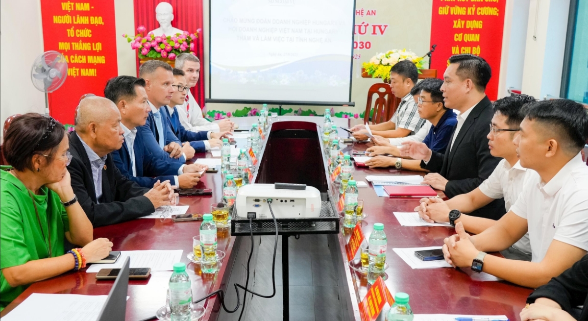 Quang cảnh cuộc làm việc. Ảnh: Thanh Lê