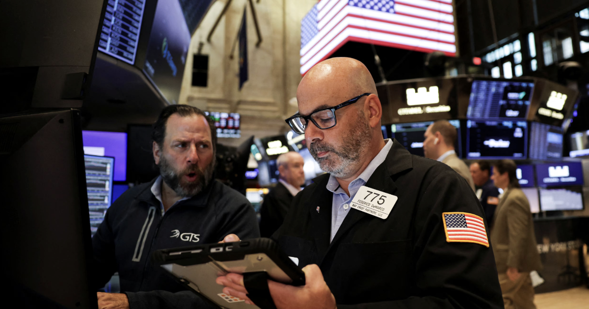 Chứng khoán Mỹ tăng điểm nhờ kỳ vọng lãi suất giảm, giá dầu tăng sau tin Nga - Ukraine