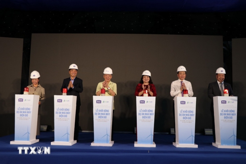 Vinh Long kicks off four wind power projects totaling over $427 mln
