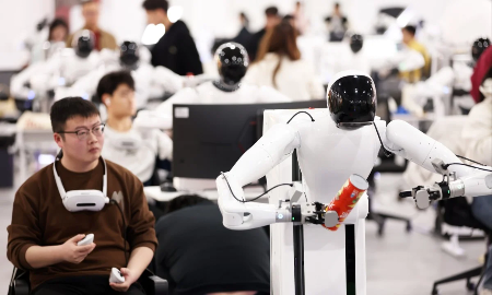 Bên trong “trại huấn luyện robot” khổng lồ của Trung Quốc