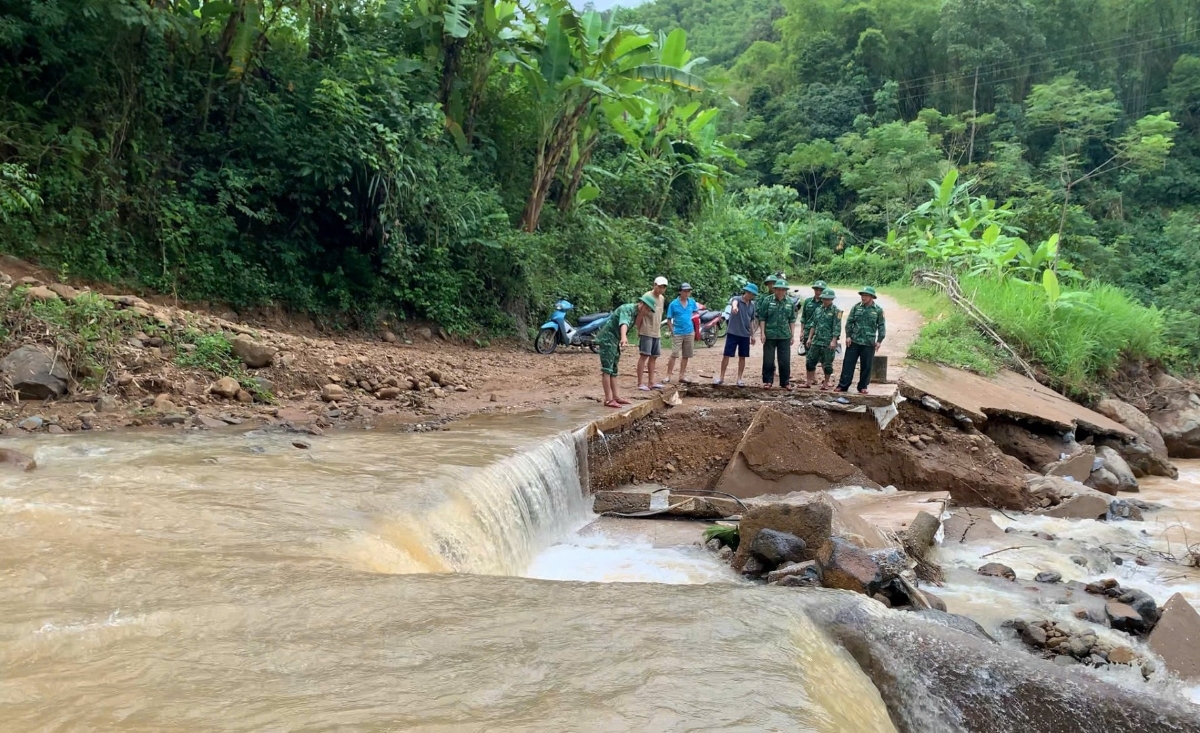 Một số tuyến đường bị hư hỏng