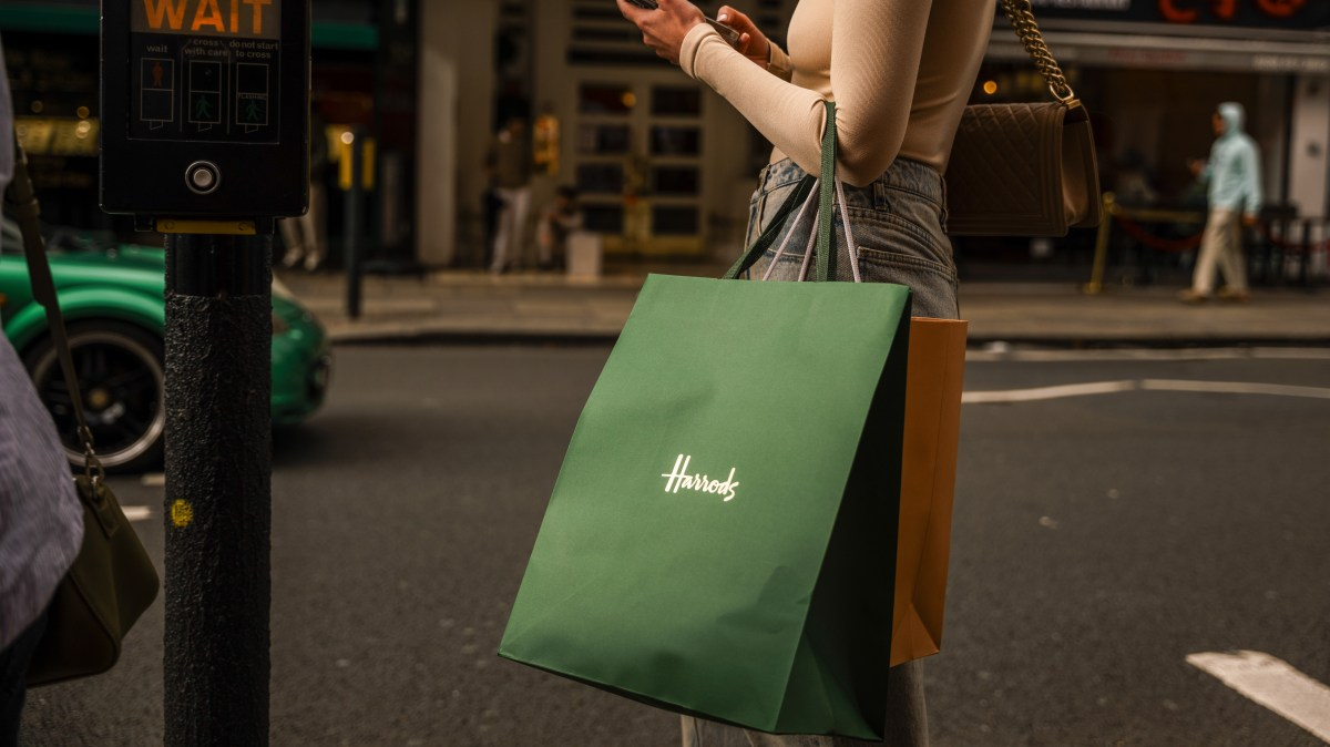 Harrods là cái tên xa xỉ tiếp theo bị ảnh hưởng bởi tấn công mạng.