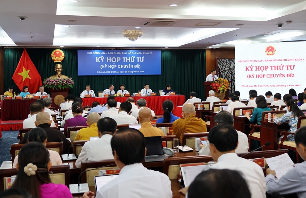 Toàn cảnh Kỳ họp - Ảnh: Cổng thông tin điện tử TP.HCM.