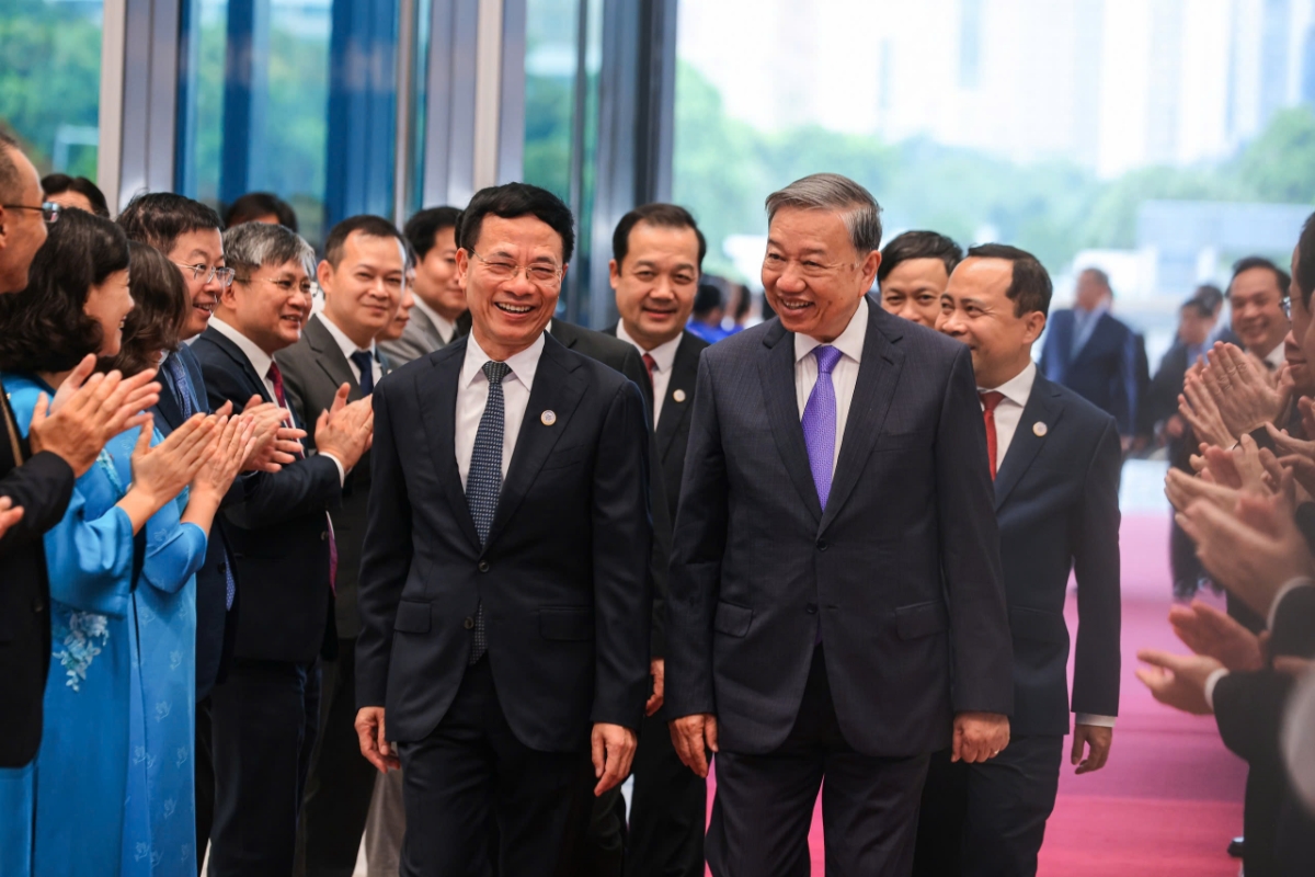 Chiều 29/9/2025, tại Trung tâm Hội nghị Quốc gia, Bộ Khoa học và Công nghệ (KH&CN) long trọng tổ chức Lễ kỷ niệm 80 năm ngành Bưu chính và Viễn thông và 66 năm ngành Khoa học và Công nghệ.