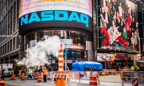 Bóng ma dot-com 25 năm trước và AI hiện nay