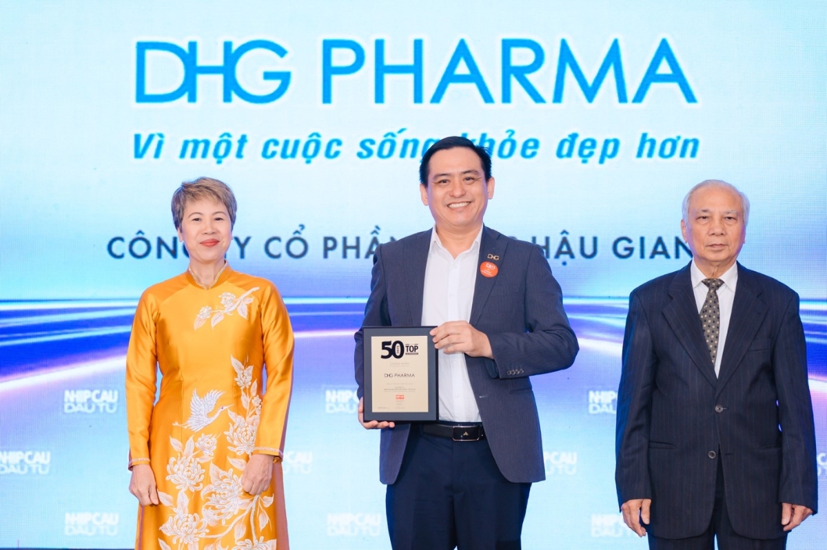 14 năm liên tiếp, DHG Pharma trong Top “50 Công ty kinh doanh hiệu quả nhất Việt Nam 2025”.