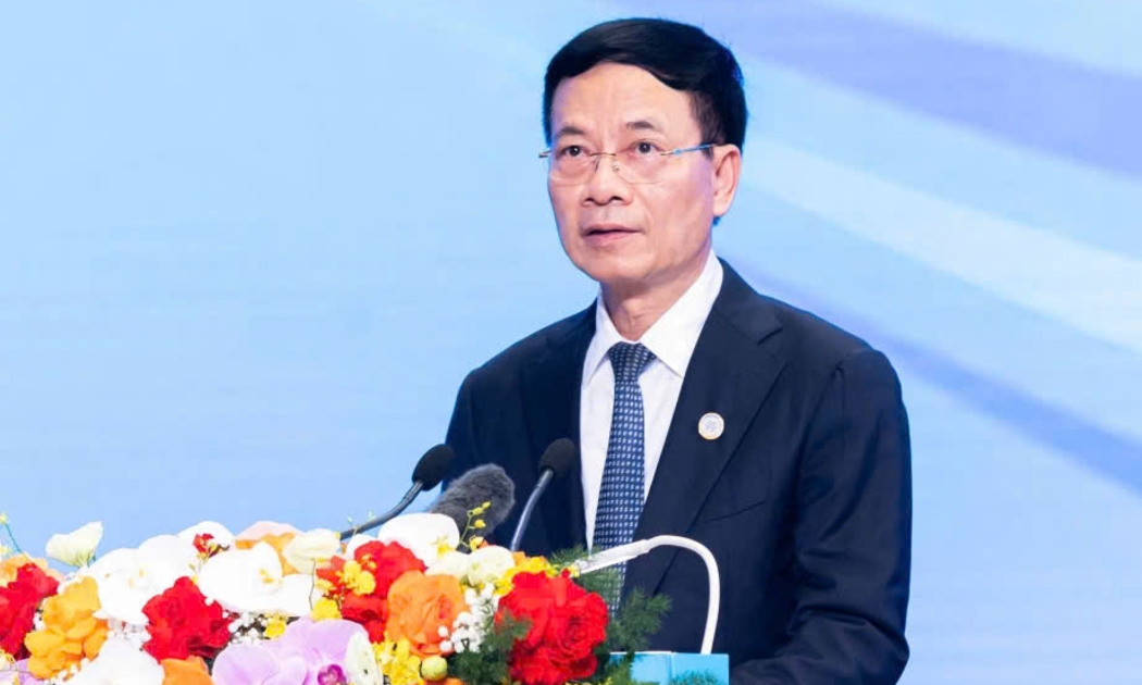 Bộ trưởng Nguyễn Mạnh Hùng nhấn mạnh: 80 năm - một chặng đường lịch sử đủ dài để gian khó lắng thành cốt cách, để hy sinh hoá thành bản lĩnh, để chiến công trở thành niềm kiêu hãnh.