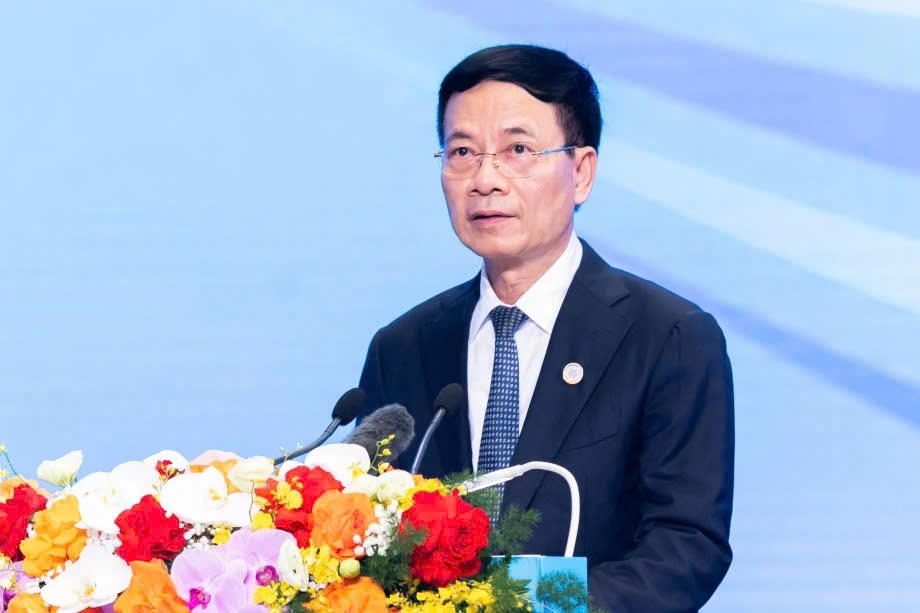 Bộ trưởng Nguyễn Mạnh Hùng nhấn mạnh: 80 năm - một chặng đường lịch sử đủ dài để gian khó lắng thành cốt cách, để hy sinh hoá thành bản lĩnh, để chiến công trở thành niềm kiêu hãnh.