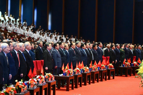 Gần 3.000 khách mời tham dự lễ kỷ niệm 80 năm ngành Bưu chính và Viễn thông, 66 năm ngành Khoa học và Công nghệ.