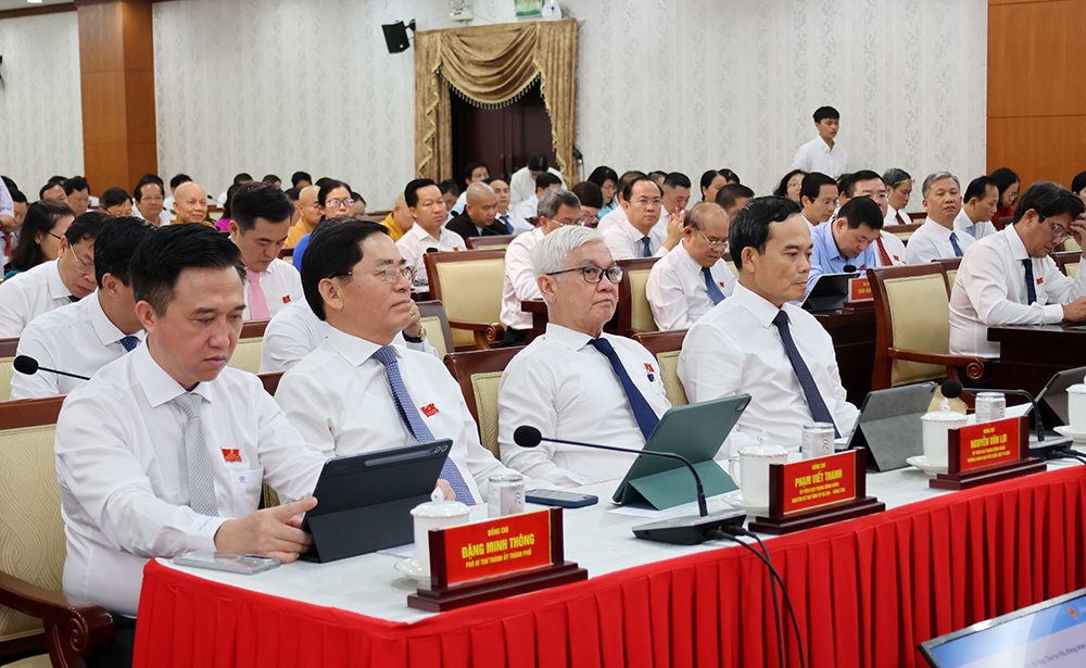 Các đại biểu tham dự Kỳ họp sáng 29/9 - Ảnh: Cổng thông tin điện tử TP.HCM.