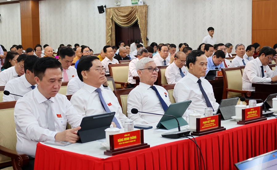Các đại biểu tham dự Kỳ họp sáng 29/9 - Ảnh: Cổng thông tin điện tử TP.HCM.