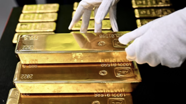 Giá vàng tăng vọt qua 4.000 USD/oz vì Tổng thống Trump dọa áp thuế quan lên Trung Quốc