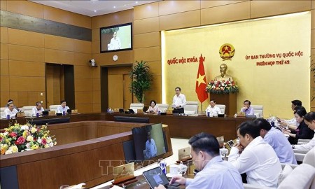 Bế mạc Phiên họp thứ 49 của Ủy ban Thường vụ Quốc hội