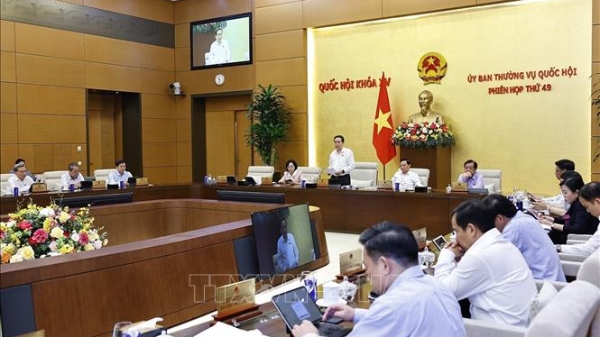 Bế mạc Phiên họp thứ 49 của Ủy ban Thường vụ Quốc hội