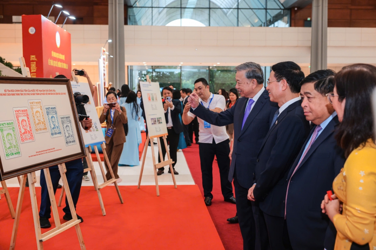 Chiều 29/9/2025, tại Trung tâm Hội nghị Quốc gia, Bộ Khoa học và Công nghệ (KH&CN) long trọng tổ chức Lễ kỷ niệm 80 năm ngành Bưu chính và Viễn thông và 66 năm ngành Khoa học và Công nghệ.