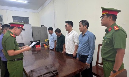 Khởi tố 4 đối tượng thông đồng, nâng giá quyền khai thác khoáng sản cao hơn 306 lần