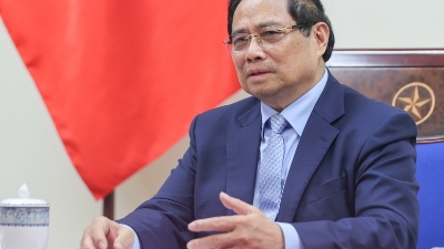PM Chinh holds phone talks with German Chancellor