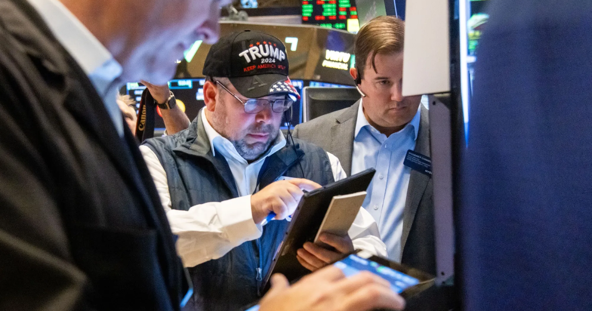 Rủi ro từ việc người Mỹ chơi chứng khoán nhiều chưa từng thấy