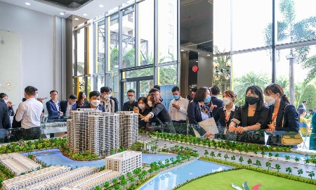 Bộ Xây dựng đề xuất thí điểm Trung tâm giao dịch bất động sản online