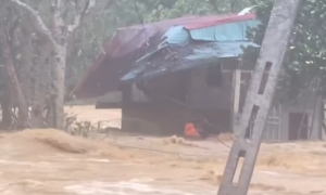 [Video]: Cận cảnh khoảng khắc 