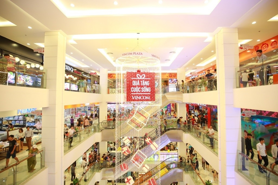 Trung tâm thương mại Vincom Plaza Thái Nguyên đón hàng nghìn lượt khách đến mua sắm, ăn uống, giải trí… mỗi ngày.