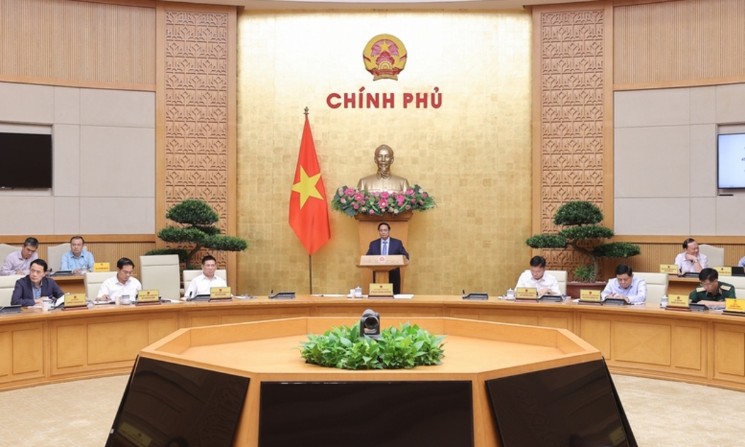 Thủ tướng chủ trì phiên họp Chính phủ về chính quyền địa phương 2 cấp - Ảnh: VGP