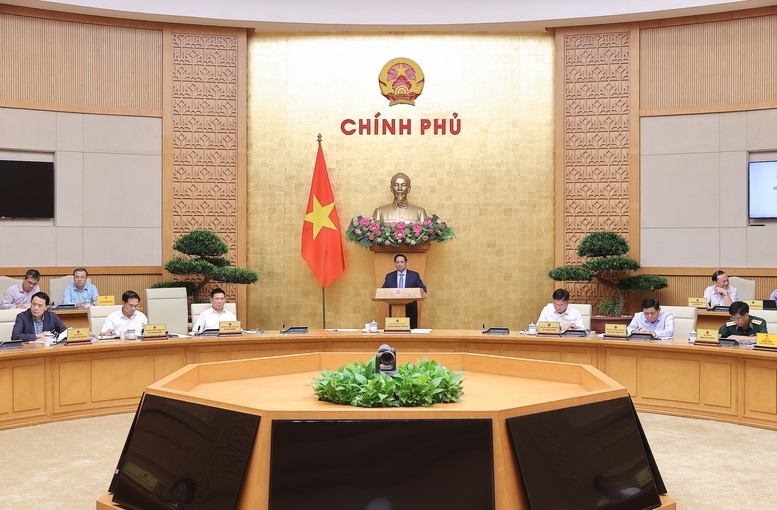 Thủ tướng chủ trì phiên họp Chính phủ về chính quyền địa phương 2 cấp - Ảnh: VGP