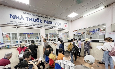 Bộ Y tế yêu cầu tuyệt đối không để thuốc tăng giá đột biến do bão lũ