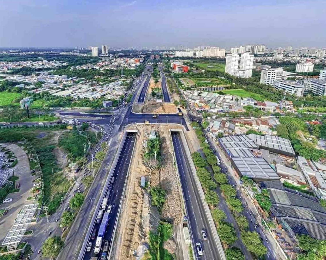 TP. Hồ Chí Minh thi tuyển kiến trúc cầu vượt 6,62km trên trục Bắc – Nam, kết nối khu trung tâm TP. Hồ Chí Minh với đô thị - cảng Hiệp Phước, Vành đai 2,3,4... 