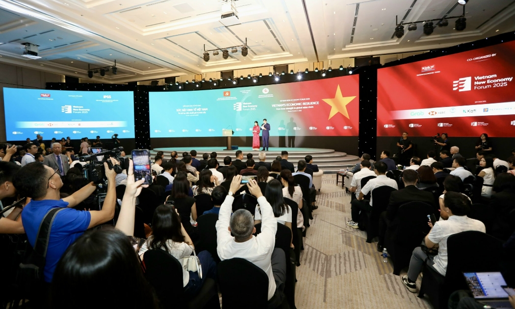 [Phóng sự ảnh]: Diễn đàn Kinh tế mới Việt Nam – Kiến tạo động lực phát triển
